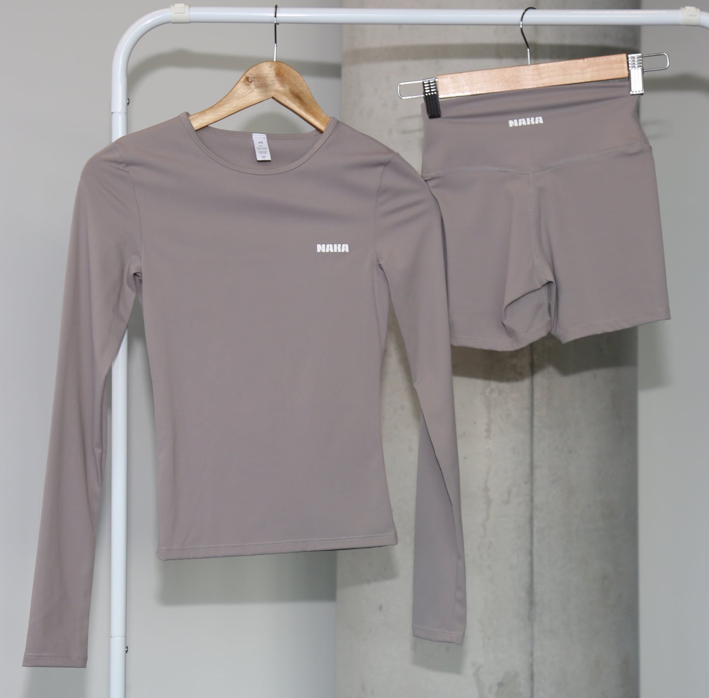 ONYX Long Sleeve Top